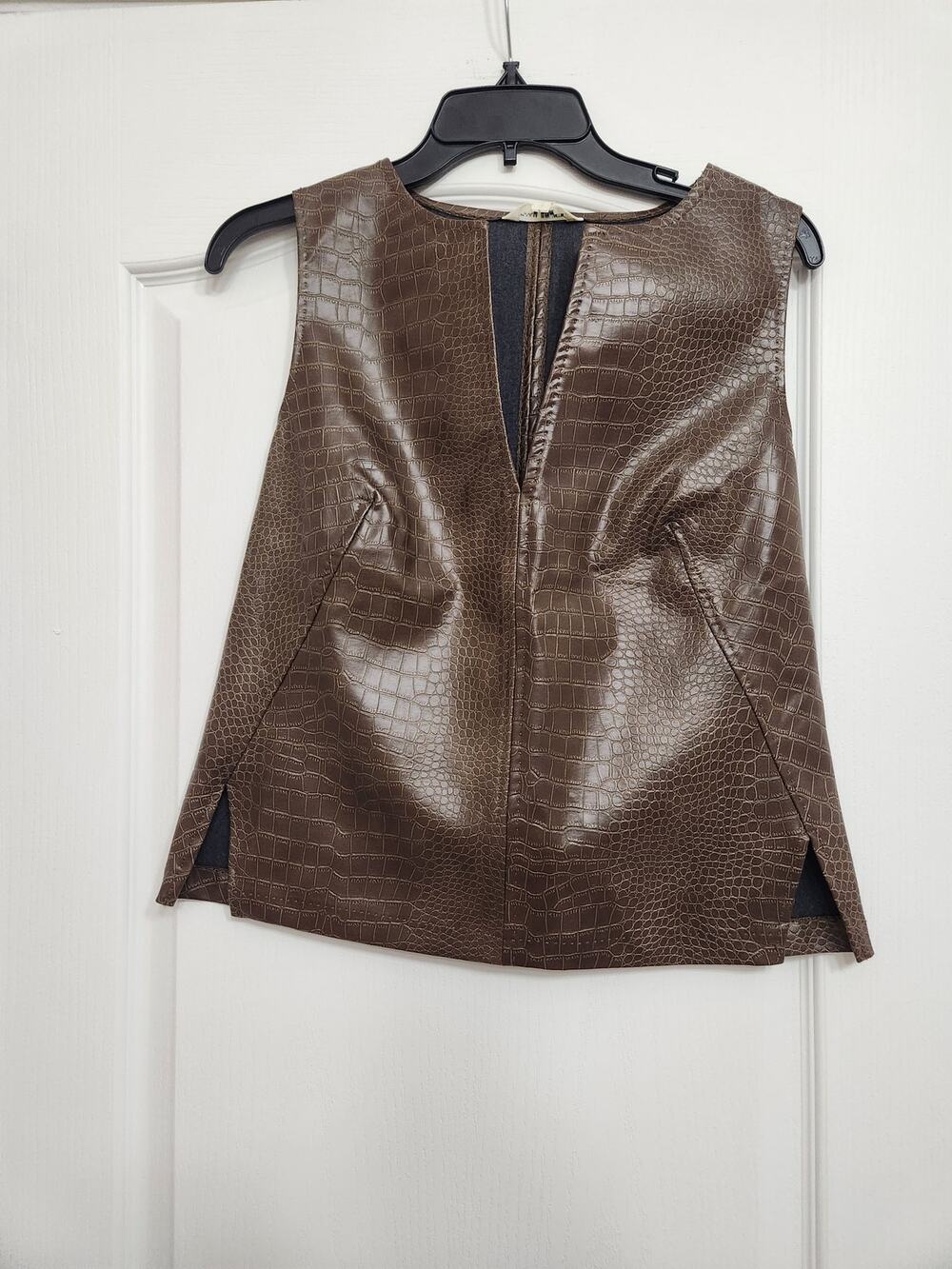 NWT Max Studio brown crocodile embossed faux leather vest size small